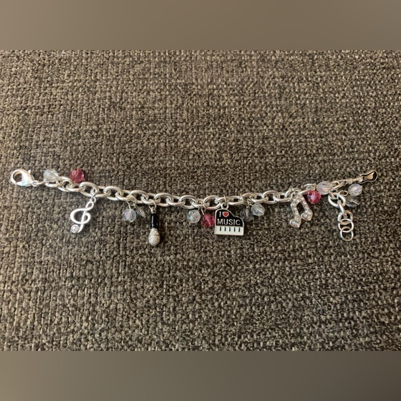 I ❤️ Music Kids Bracelet - Picture 1 of 1